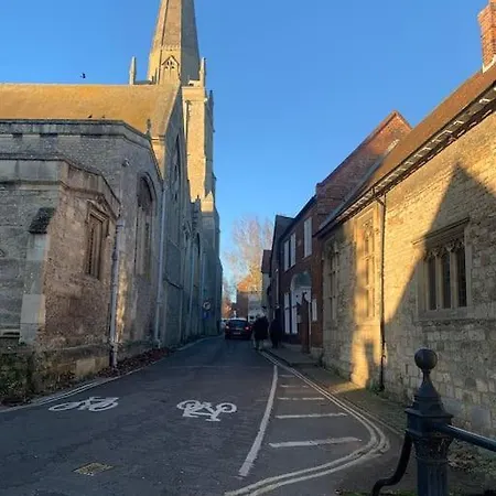 Modern And Cozy Retreat In Abingdon - Oxford- Sleeps 4 In A Quiet Location Apartment Exterior photo