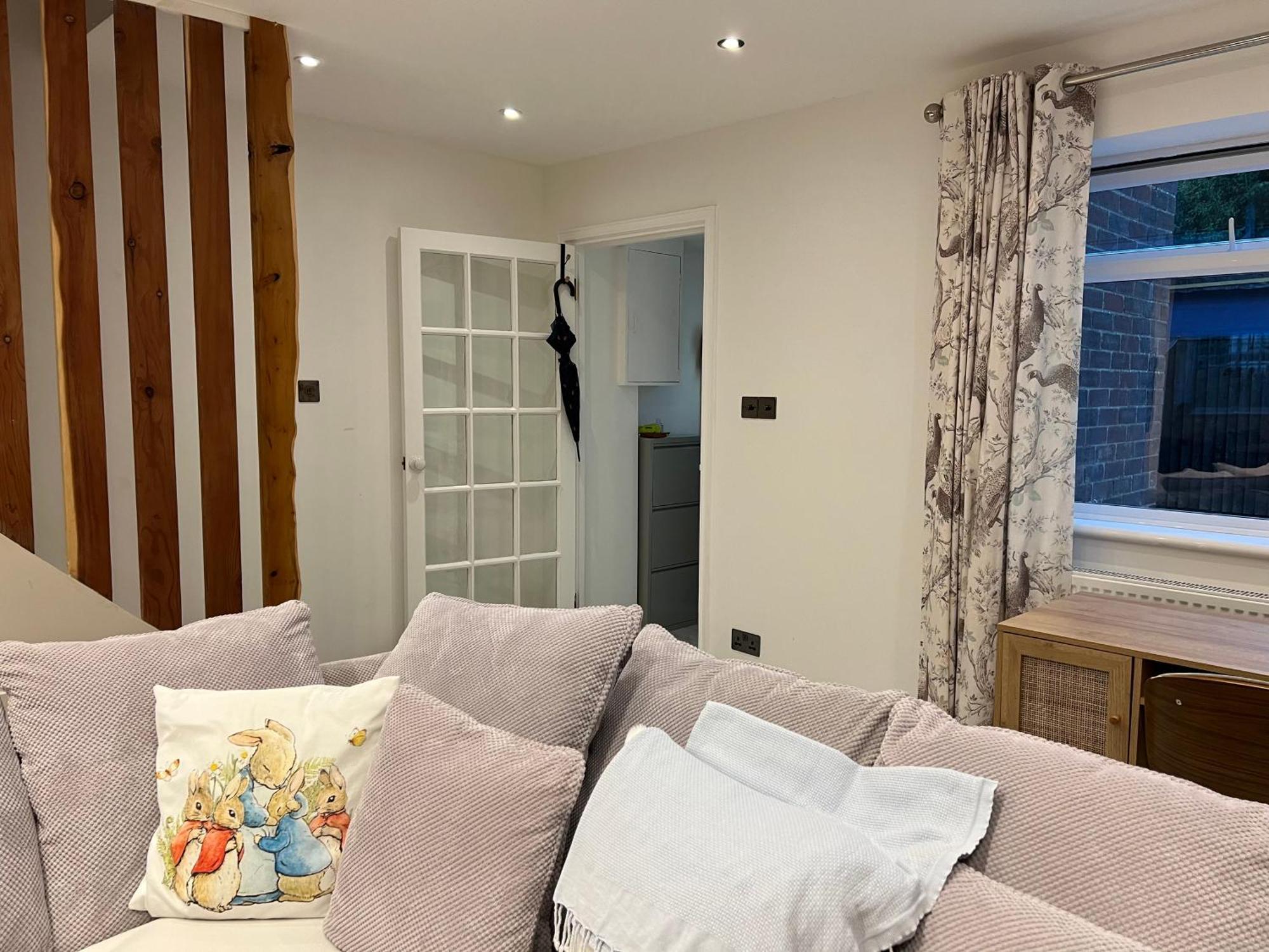 Modern And Cozy Retreat In - Oxford- Sleeps 4 In A Quiet Location Apartment Abingdon-on-Thames